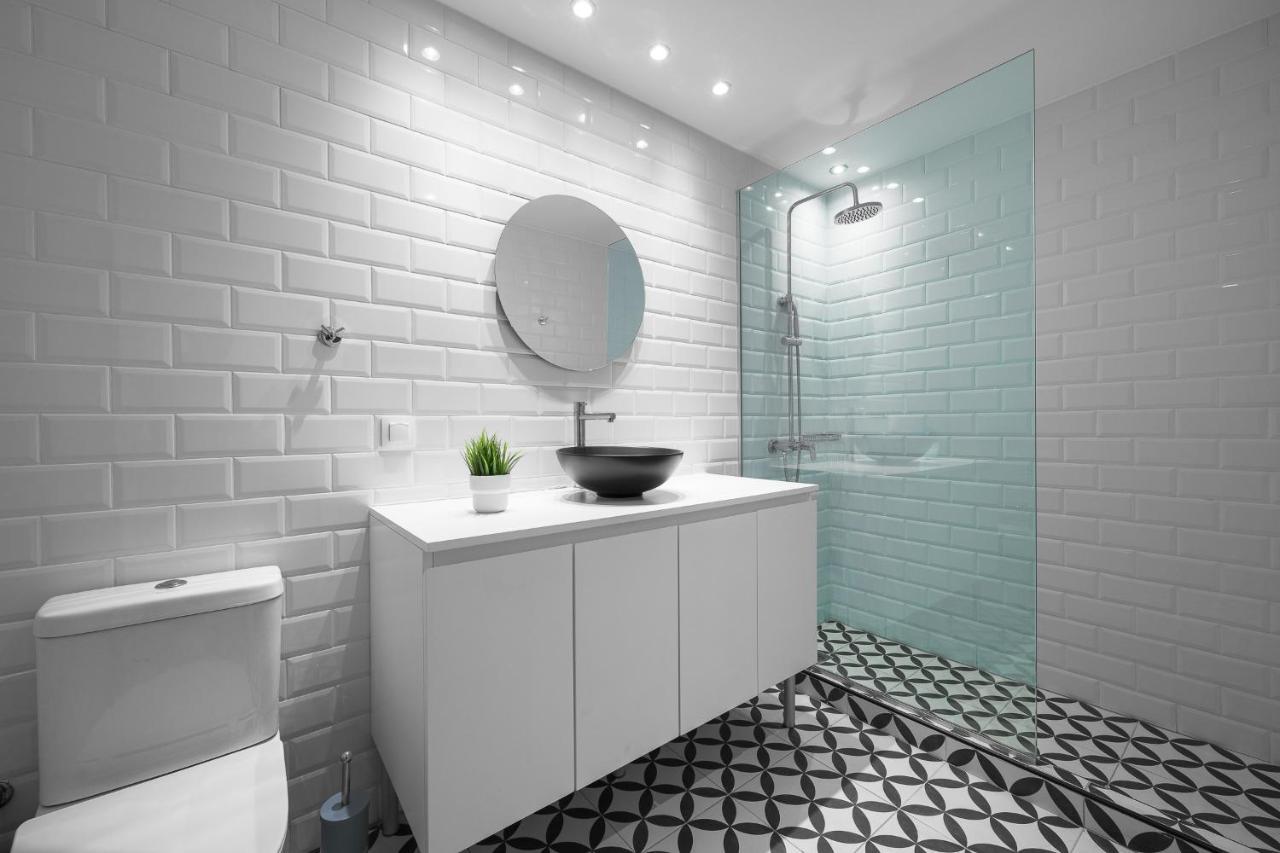 Nyma White Apartments, The Luxury Suites Солун Екстериор снимка