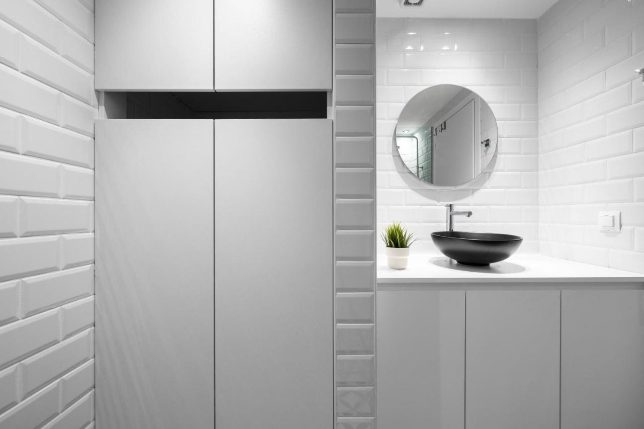 Nyma White Apartments, The Luxury Suites Солун Екстериор снимка