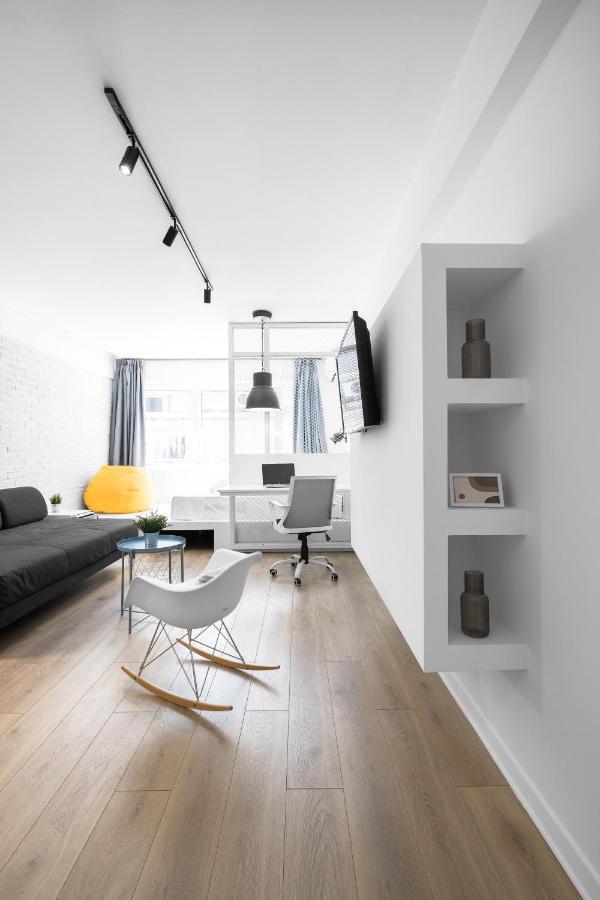 Nyma White Apartments, The Luxury Suites Солун Екстериор снимка