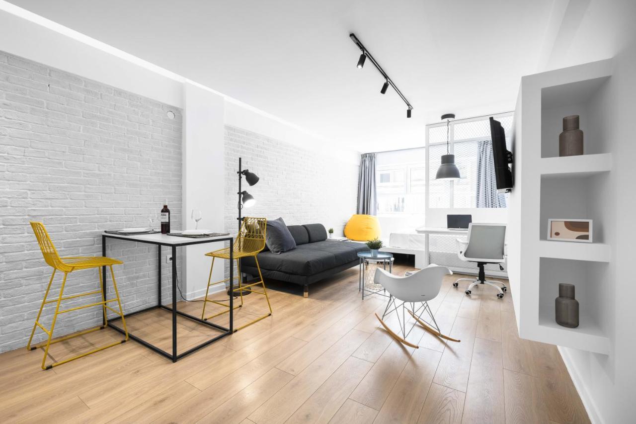 Nyma White Apartments, The Luxury Suites Солун Екстериор снимка