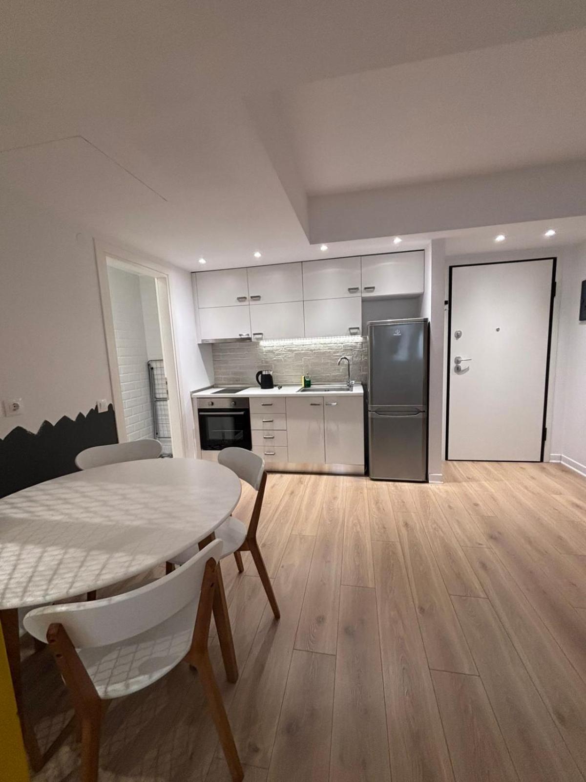 Nyma White Apartments, The Luxury Suites Солун Екстериор снимка