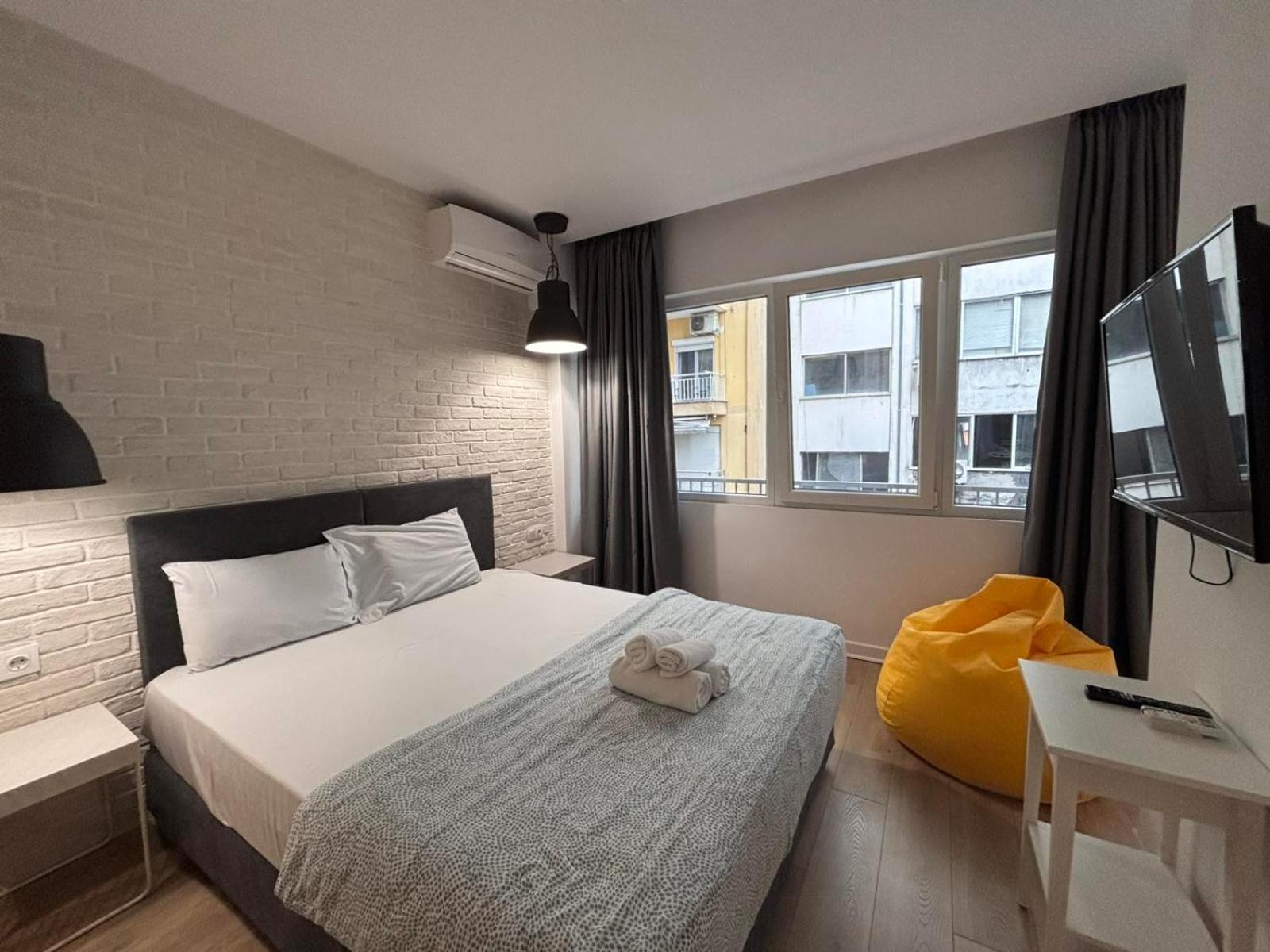 Nyma White Apartments, The Luxury Suites Солун Екстериор снимка