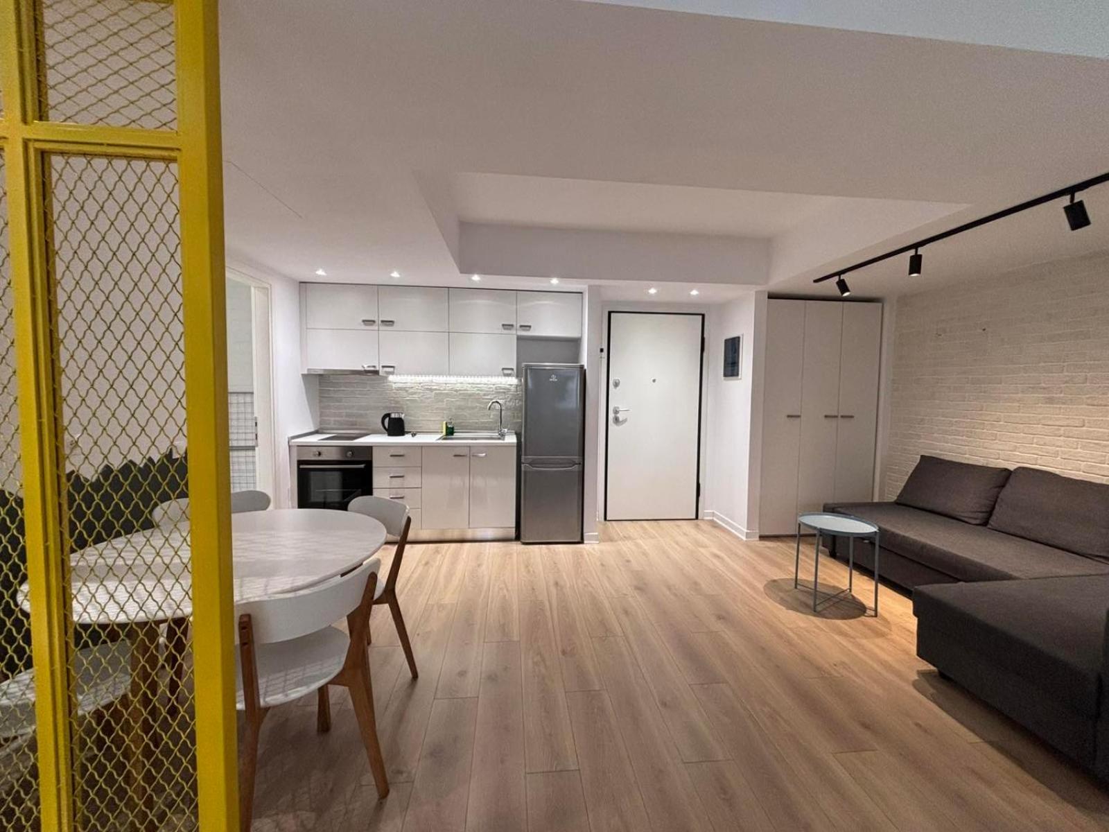 Nyma White Apartments, The Luxury Suites Солун Екстериор снимка
