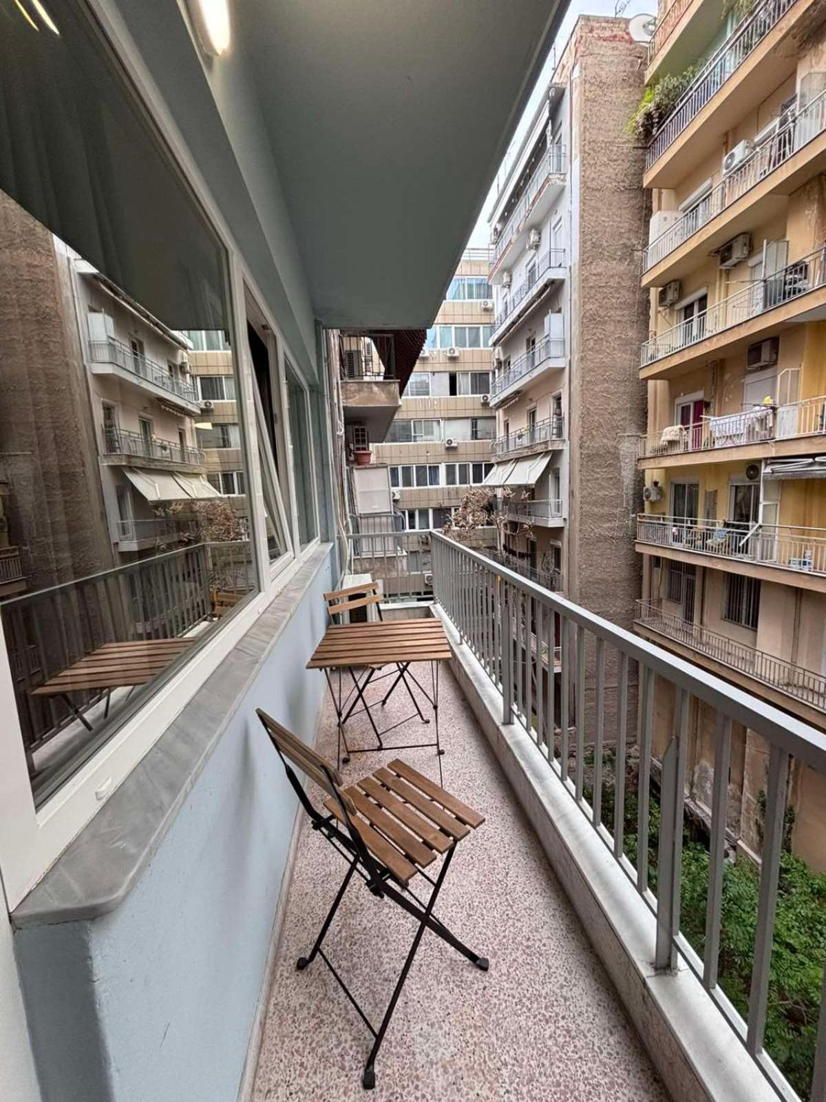 Nyma White Apartments, The Luxury Suites Солун Екстериор снимка
