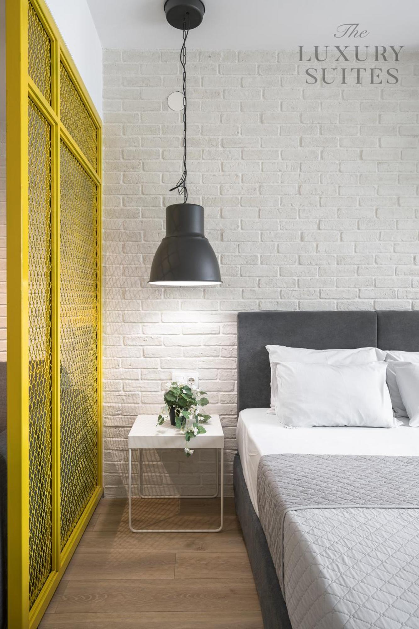 Nyma White Apartments, The Luxury Suites Солун Екстериор снимка