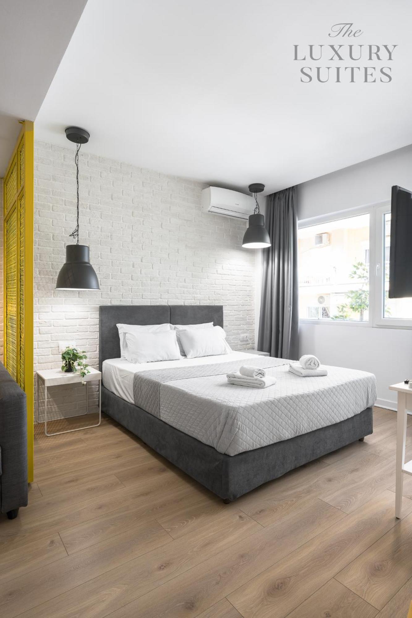 Nyma White Apartments, The Luxury Suites Солун Екстериор снимка